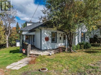 25 GEORGE STREET Dysart et al (Dysart) Ontario photo 32