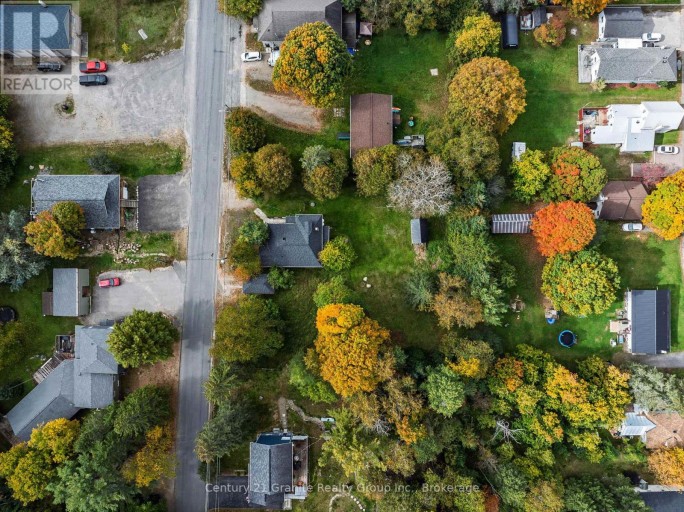 25 GEORGE STREET, Dysart et al (Dysart), Ontario, K0M1S0