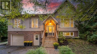 8 ANSLEY STREET, Parry Sound, Ontario