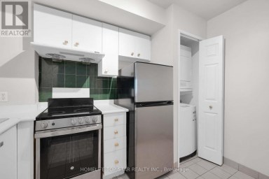 1011 - 8 LEE CENTRE DRIVE Toronto (Woburn) Ontario photo 18