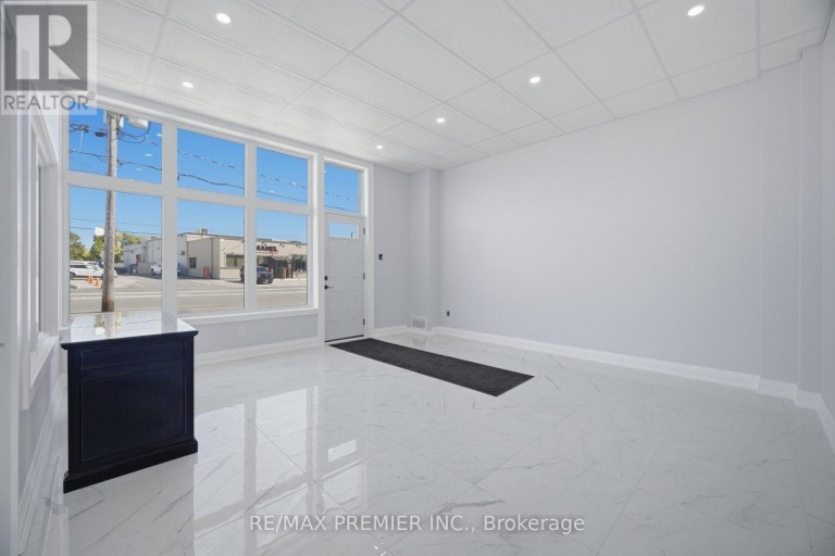 34 RIVALDA ROAD E, Toronto (Humbermede), Ontario, M9M2M3