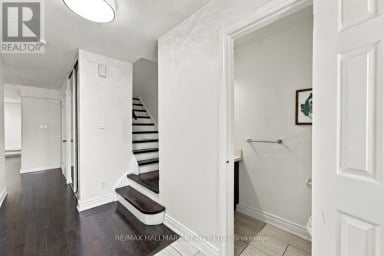 42 - 50 VERNE CRESCENT Toronto (Malvern) Ontario photo 3