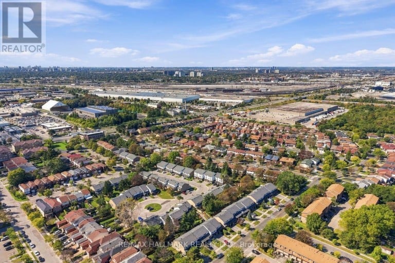 42 - 50 VERNE CRESCENT, Toronto (Malvern), Ontario, M1B2X1