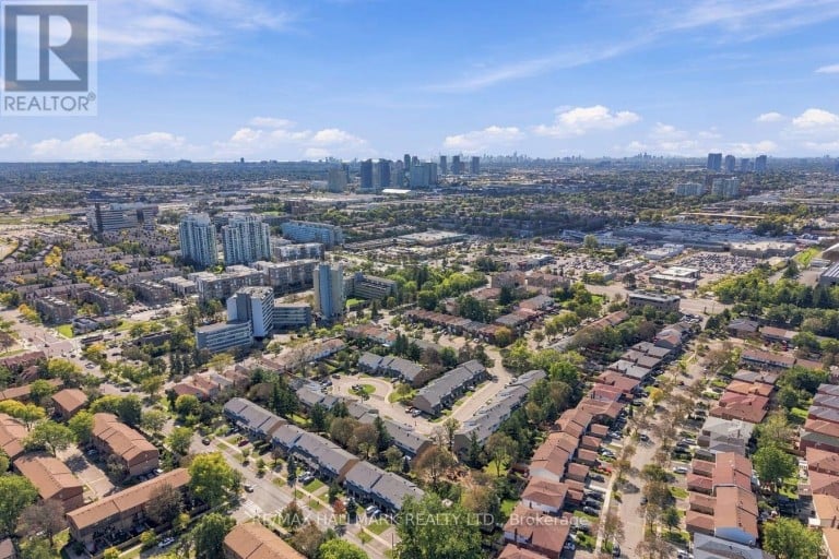 42 - 50 VERNE CRESCENT, Toronto (Malvern), Ontario, M1B2X1