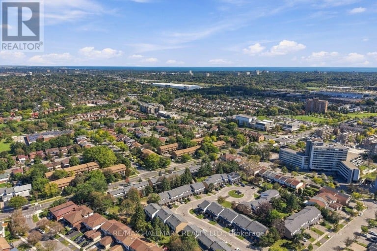 42 - 50 VERNE CRESCENT, Toronto (Malvern), Ontario, M1B2X1