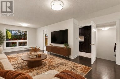 42 - 50 VERNE CRESCENT Toronto (Malvern) Ontario photo 4