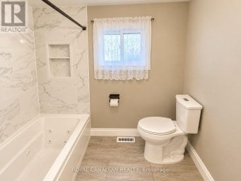 36 MAPLEGROVE AVENUE Bradford West Gwillimbury (Bradford) Ontario photo 14