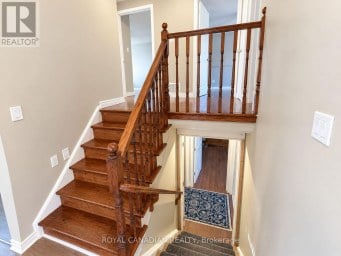 36 MAPLEGROVE AVENUE Bradford West Gwillimbury (Bradford) Ontario photo 17