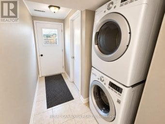 36 MAPLEGROVE AVENUE Bradford West Gwillimbury (Bradford) Ontario photo 18