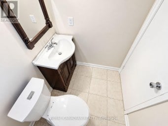 36 MAPLEGROVE AVENUE Bradford West Gwillimbury (Bradford) Ontario photo 19