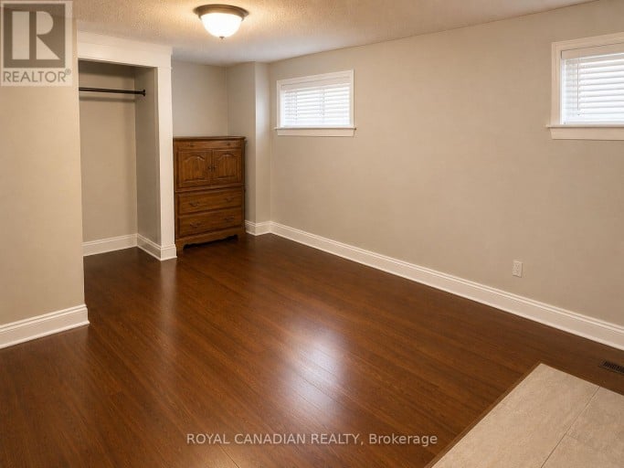 36 MAPLEGROVE AVENUE, Bradford West Gwillimbury (Bradford), Ontario, L3Z1S1