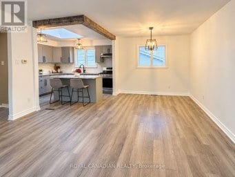 36 MAPLEGROVE AVENUE Bradford West Gwillimbury (Bradford) Ontario photo 9