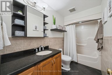 16 ARGYLE DRIVE Guelph (Dovercliffe Park/Old University) Ontario photo 19
