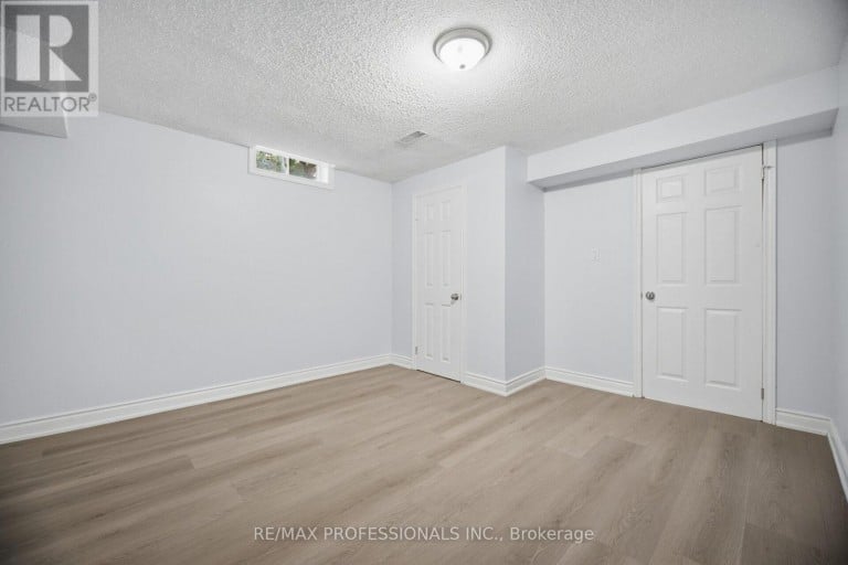 4 MCFADDEN DRIVE, Brampton (Heart Lake East), Ontario, L6Z3H4