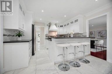 4 MCFADDEN DRIVE Brampton (Heart Lake East) Ontario photo 9