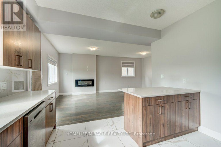 3032 DOYLE DRIVE, London South (South U), Ontario, N6M0G8