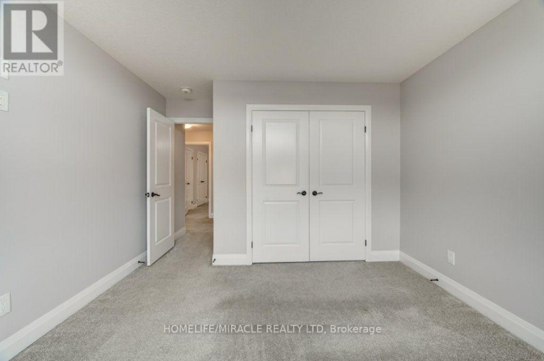 3032 DOYLE DRIVE, London South (South U), Ontario, N6M0G8
