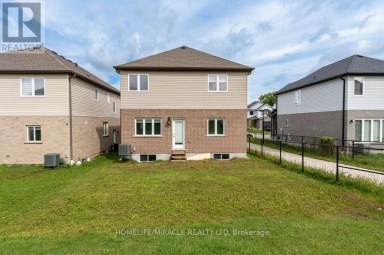 3032 DOYLE DRIVE London South (South U) Ontario photo 6