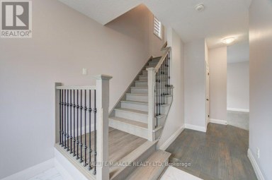 3032 DOYLE DRIVE London South (South U) Ontario photo 9