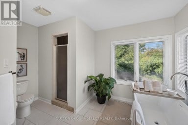 1316 CORLEY DRIVE N London North (North A) Ontario photo 24