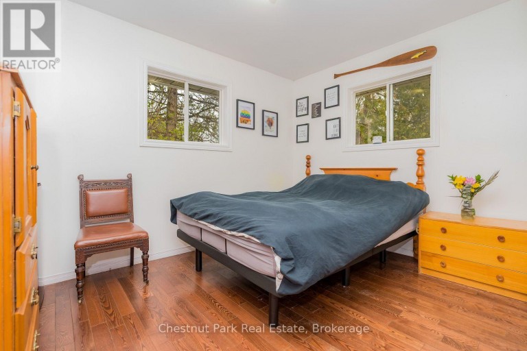4 PARKSIDE AVENUE, Collingwood, Ontario, L9Y5P3