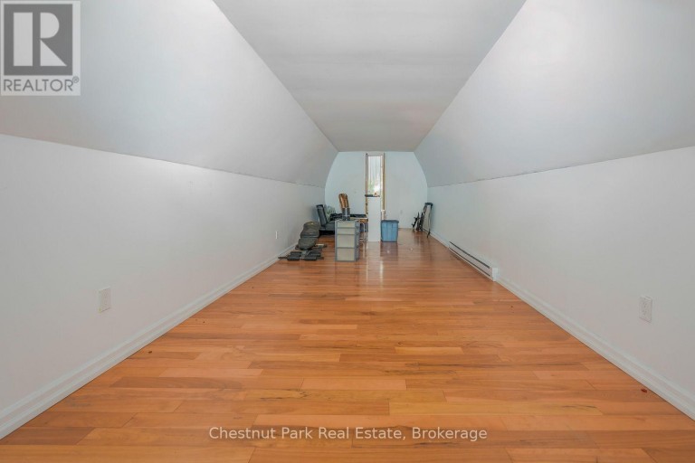 4 PARKSIDE AVENUE, Collingwood, Ontario, L9Y5P3
