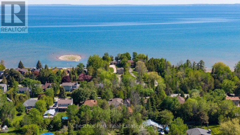 4 PARKSIDE AVENUE, Collingwood, Ontario, L9Y5P3