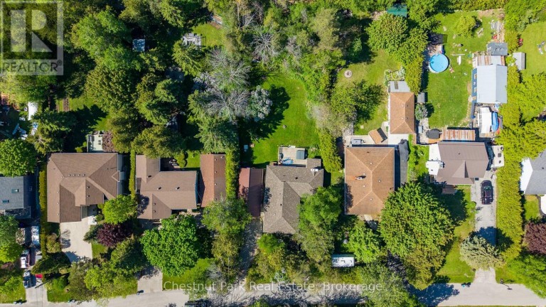 4 PARKSIDE AVENUE, Collingwood, Ontario, L9Y5P3