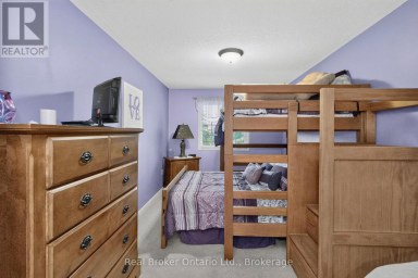 140 SOUTHWINDS CRESCENT Midland Ontario photo 19