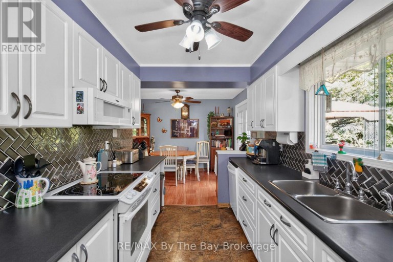 439 FIFTH STREET, Collingwood, Ontario, L9Y1Y4
