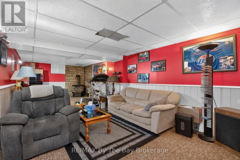 439 FIFTH STREET, Collingwood, Ontario, L9Y1Y4