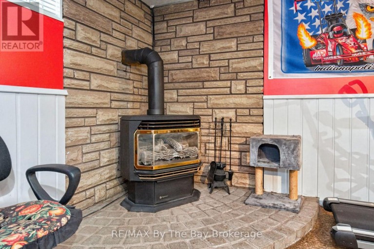 439 FIFTH STREET, Collingwood, Ontario, L9Y1Y4