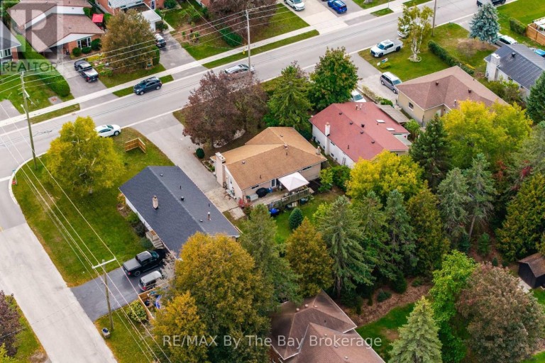 439 FIFTH STREET, Collingwood, Ontario, L9Y1Y4