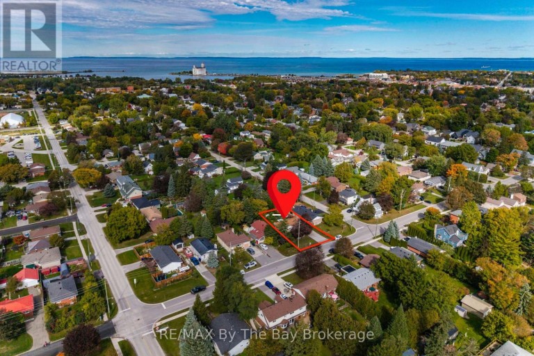 439 FIFTH STREET, Collingwood, Ontario, L9Y1Y4