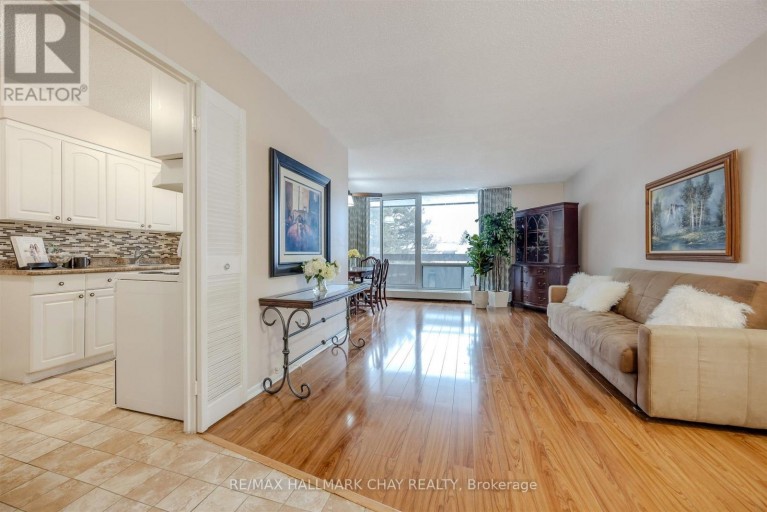 208 - 1210 RADOM STREET, Pickering (Bay Ridges), Ontario, L1W2Z3