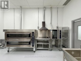 A17 - 1550 16TH AVENUE Richmond Hill (Headford Business Park) Ontario photo 17