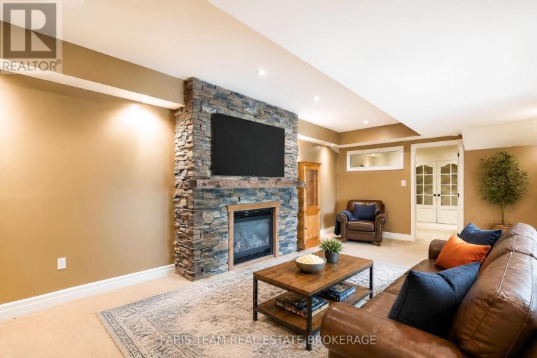 1858 WOODS BAY ROAD, Severn, Ontario, L3V0V7