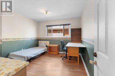 37 RADFORD STREET Hamilton (Ainslie Wood) Ontario photo 14