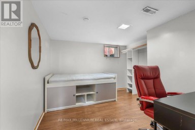 37 RADFORD STREET Hamilton (Ainslie Wood) Ontario photo 30