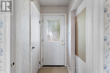37 RADFORD STREET Hamilton (Ainslie Wood) Ontario photo 4