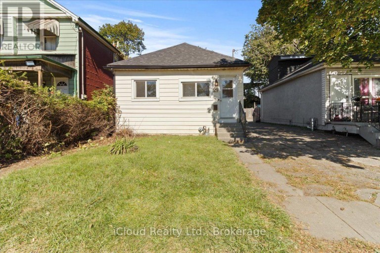 29 BIGGAR AVENUE, Hamilton (Industrial Sector), Ontario, L8L3Z3
