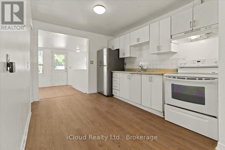 29 BIGGAR AVENUE, Hamilton (Industrial Sector), Ontario, L8L3Z3