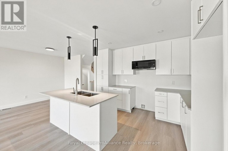 8 AMBROSIA WAY, Brighton, Ontario, K0K1H0