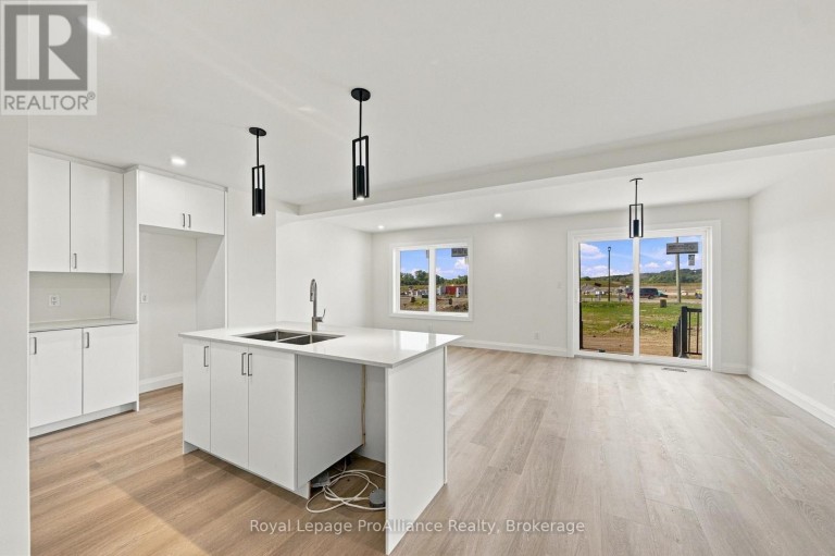 8 AMBROSIA WAY, Brighton, Ontario, K0K1H0