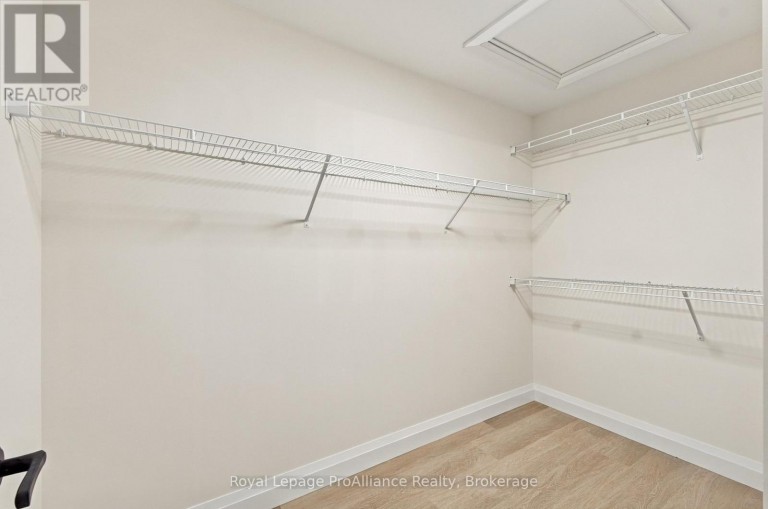 8 AMBROSIA WAY, Brighton, Ontario, K0K1H0