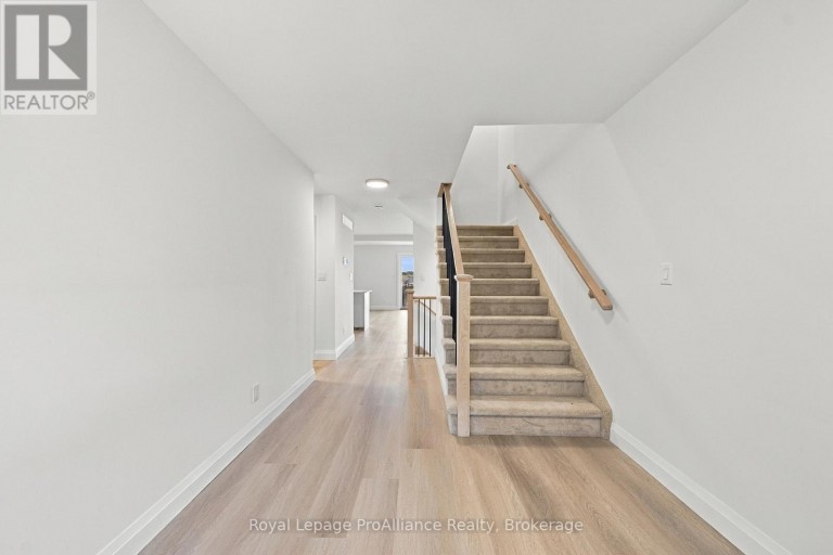 8 AMBROSIA WAY, Brighton, Ontario, K0K1H0