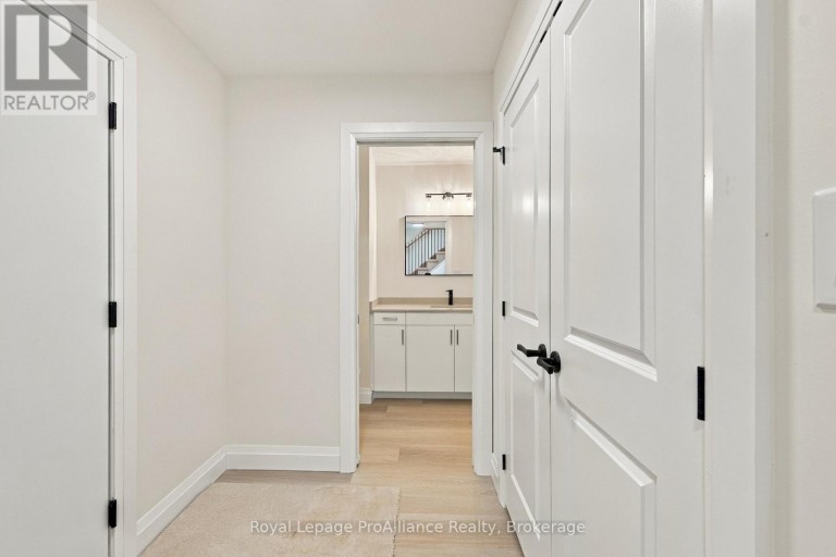 8 AMBROSIA WAY, Brighton, Ontario, K0K1H0