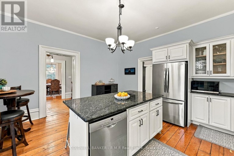 28 UNIVERSITY AVENUE W, Cobourg, Ontario, K9A2G5