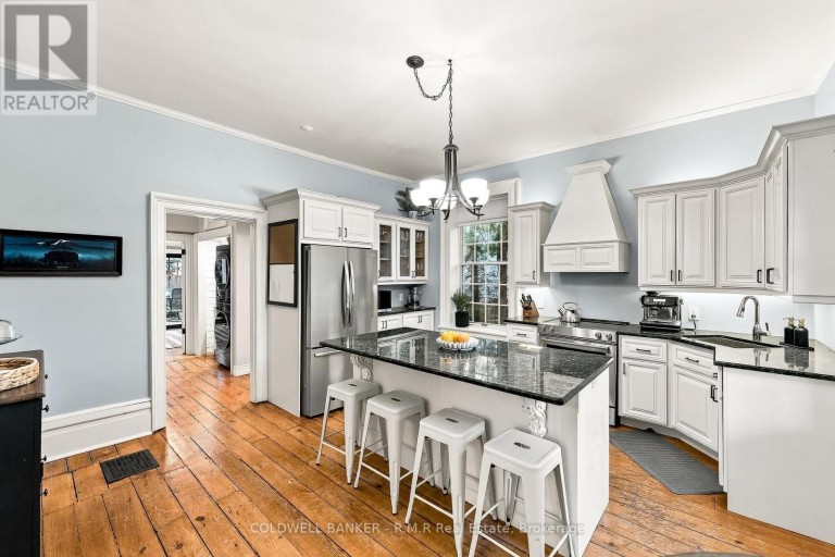 28 UNIVERSITY AVENUE W, Cobourg, Ontario, K9A2G5