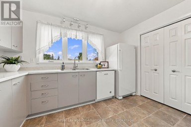 10 - 179 HERCHIMER AVENUE Belleville (Belleville Ward) Ontario photo 5
